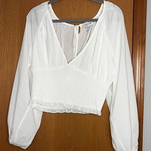 Brand New, Never Worn! Women's long sleeve crop top